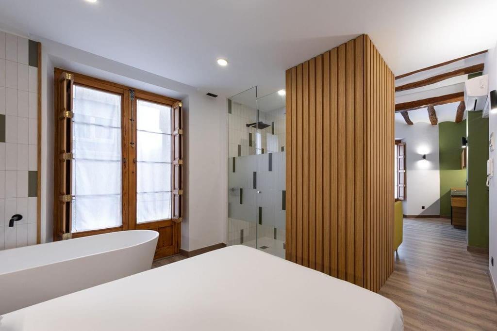 Precioso Loft Con Banera De Isla Apartment Alcoy Bagian luar foto